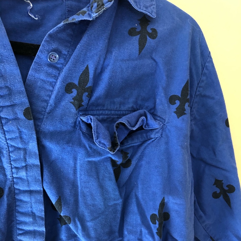 Cropped Blue Button Up - Picture 6 of 7